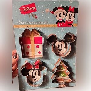 Disney Mickey and Minnie  4 piece Cookie Cutter Set